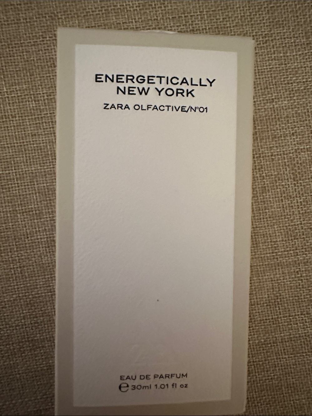 Zara Energetically New York Eau de Parfum - White/Beige
